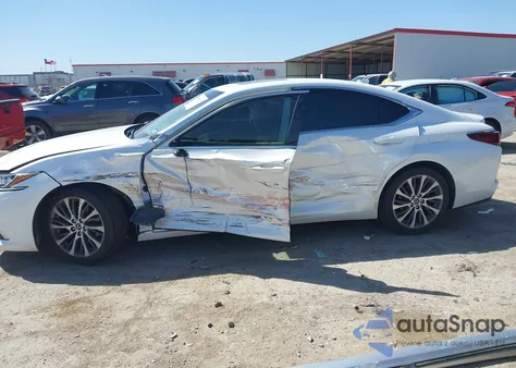 2019 Lexus Es 350 z USA, uszkodzony, nr VIN 58ABZ1B10KU004138